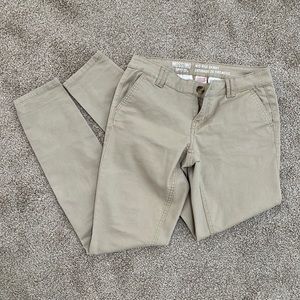 Women’s Khaki Pants